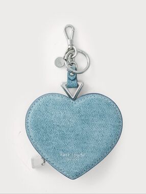 NWT Liv Heart Coin Purse